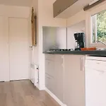 Camping Maison En Location Avec Terrasse Pour 4 Personnes - Api-1-52-1733 Beauchamps (Somme)