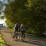 Maison En Location Avec Terrasse Pour 4 Personnes - Api-1-52-1733 Camping Beauchamps (Somme)