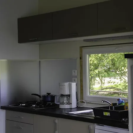 Maison En Location Avec Terrasse Pour 4 Personnes - Api-1-52-1733 Кемпинг