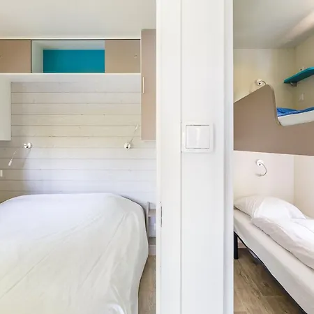 Maison En Location Avec Terrasse Pour 4 Personnes - Api-1-52-1733 Kamp alanı