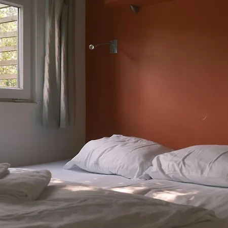 Maison En Location Avec Terrasse Pour 4 Personnes - Api-1-52-1733 Kamp alanı